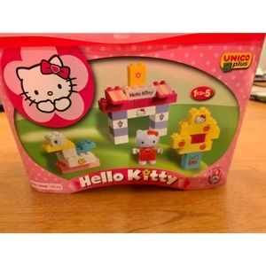 2011 HELLO KITTY  Building Set w storage box Lego Duplo Complete